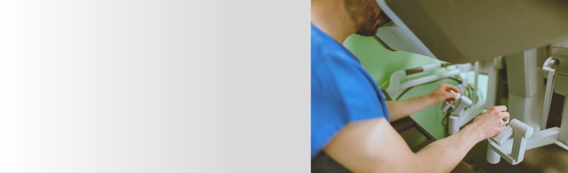 Nejmodernější léčba rakoviny kolorekta robotickým systémem DaVinci Xi